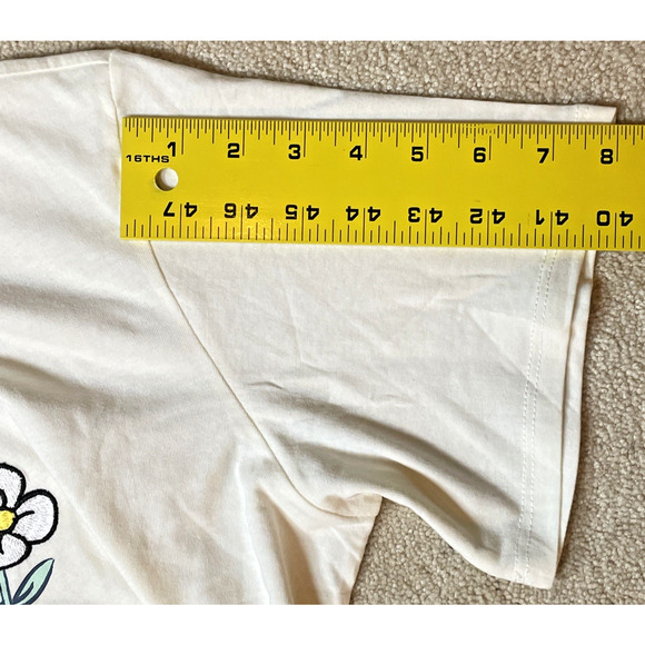 Disney Mickey Mouse Womens Size XXL Embroidered Flowers Cream SS T-shirt Freeze - Picture 12 of 12